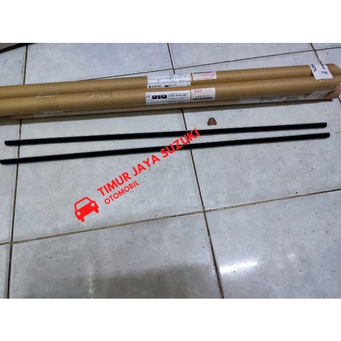 Pelipit Pintu/ kaca depan Luar / dalam katana Asli SGP