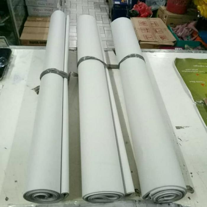 

New Kertas Flipchart 65cm x 100cm isi 25 Lembar