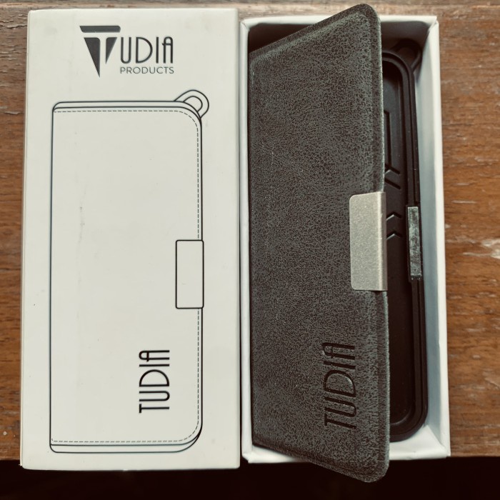 

Ready Tudia Leather Magnetic Ultra Slim Case For Alivecor Kardiamobile