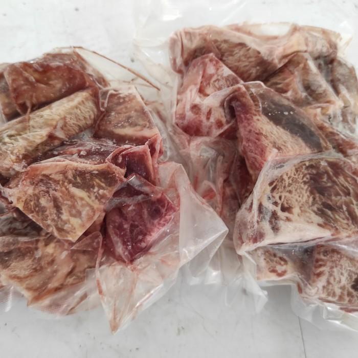 

Saikoro Ekonomis @1Kg, Empuk Juicy