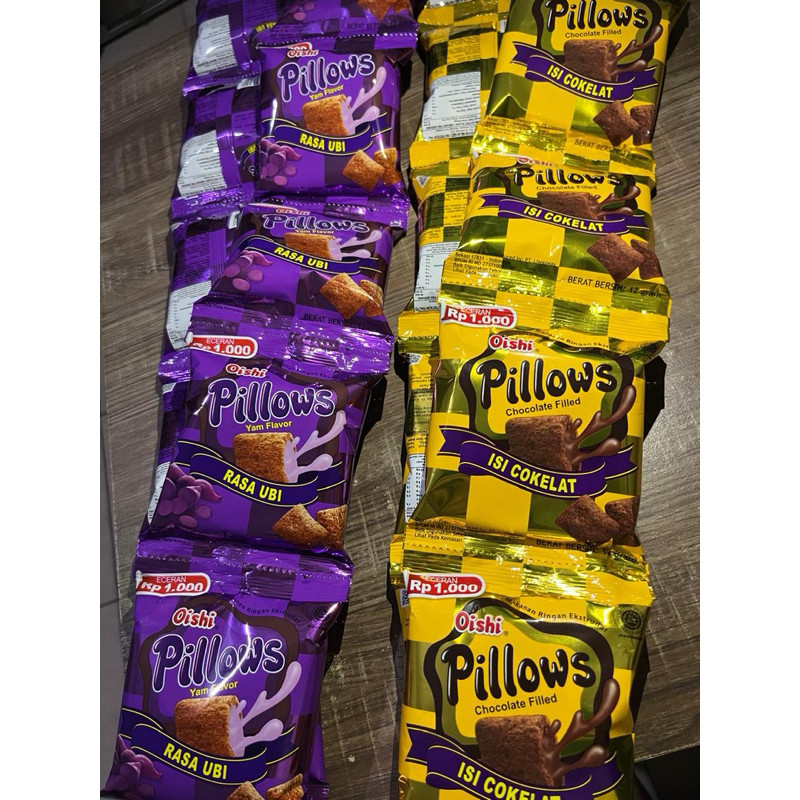 

Oishi Pillow Coklat/ Ubi (12gr x 11 Pcs)