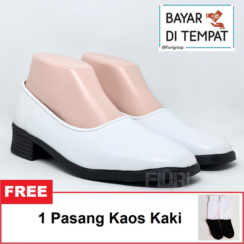 Murah  Fiuri - Sepatu Pantofel Wanita Putih 36-42 Polos Hak 3Cm Bonus Kaos Kaki - Sepatu Sekolah