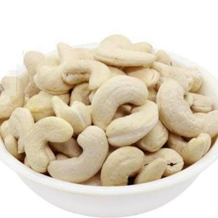 

Dapur Joglo Kacang Mede/Mete Sulawesi Jumbo Mentah - Raw Cashew Nut 500 Gr