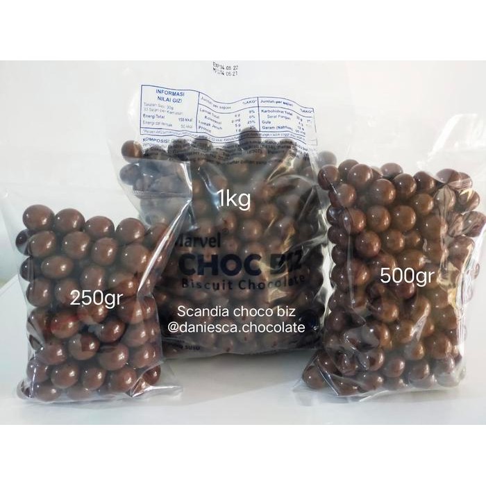 

EatFr3sh- 1kg coklat scandia Choco Biz - Coklat isi biskuit