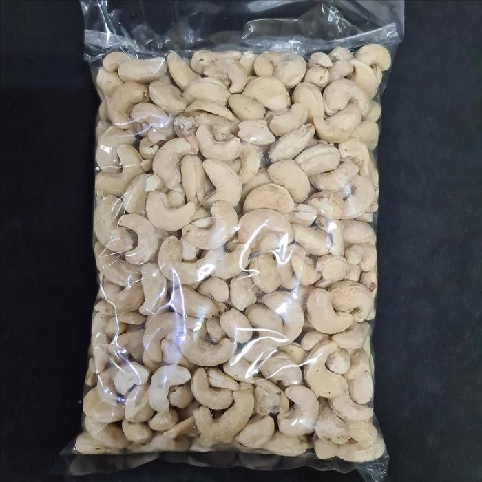 

EatFr3sh- kacang mede sulawesi utuh / mete 500 gram Cashew nut mentah 500g