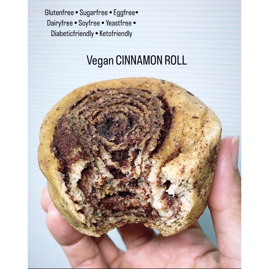 

EatFr3sh- Vegan Cinnamon Roll Plain