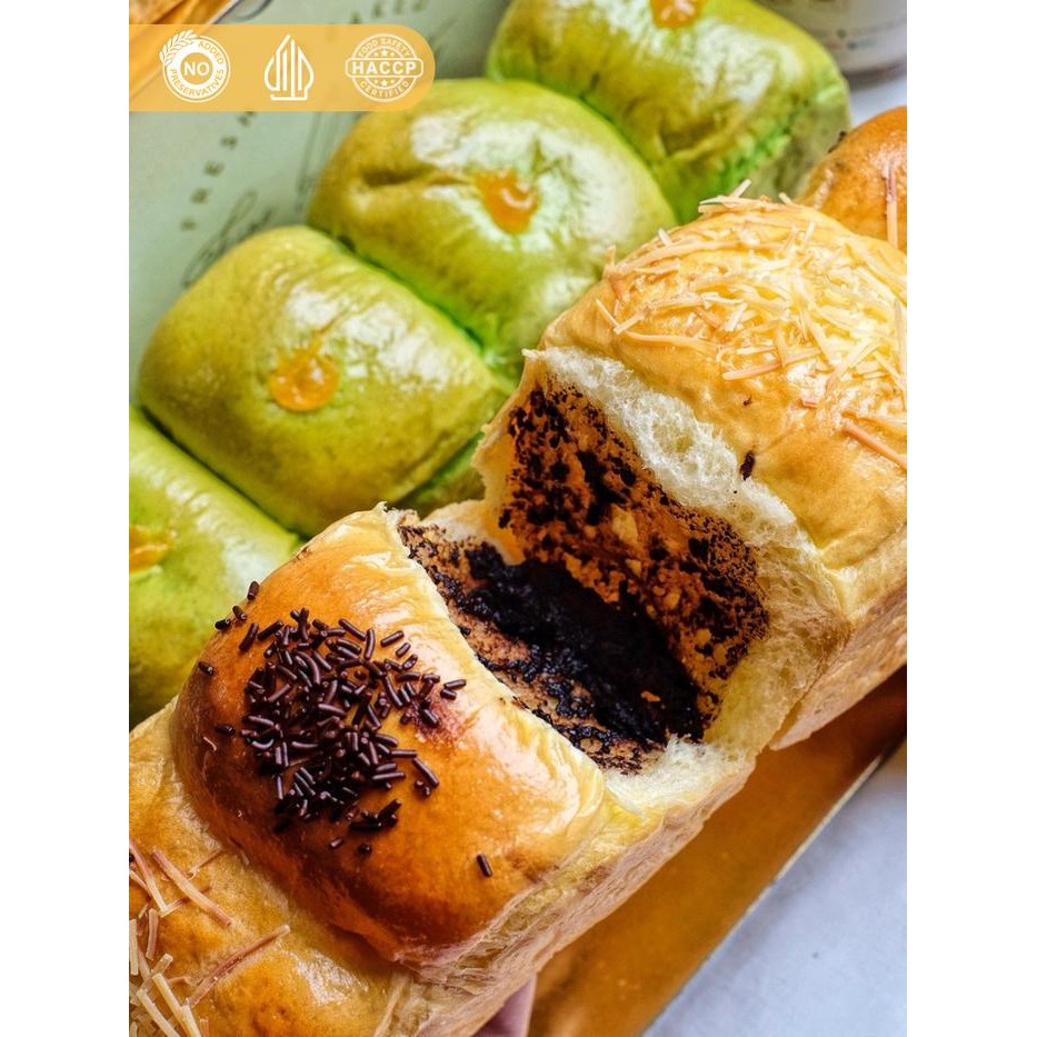 

EatFr3sh- PREMIUM Brioche Roti Kotak Chocolate & Cheese - GoSend/Grab Only