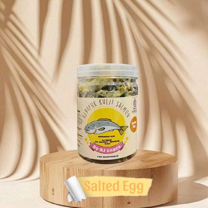 

Cemilan Keripik Kulit Ikan Salmon Salted Egg 125gr Makanan Seafood Toples Food