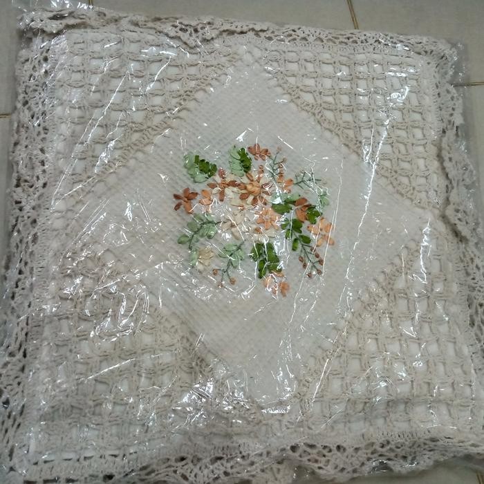 sarung bantal sofa 40x40 renda rajut Sulam pita