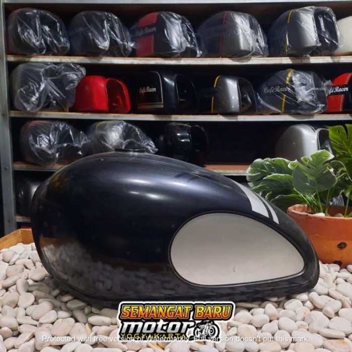 PREMIUM TANGKI KAWASAKI W 175 CUSTOM