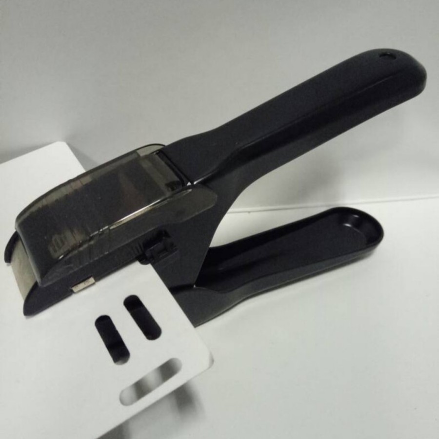

Pembolong Kertas Slot Punch ARO SLP-154 (1 PCS) / Slot Punch ARO SLP 154 Pelubang Kertas Stainless