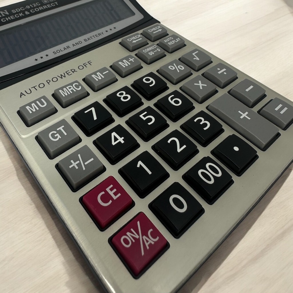 

Kalkulator SDC-912C 12 dit Kalkulator dagang batre AA