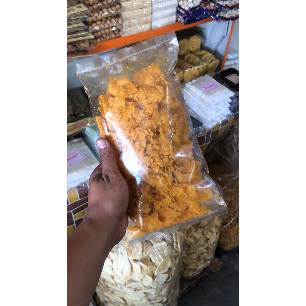 

Kue Bawang Padeh Urang Kampuang UKS17