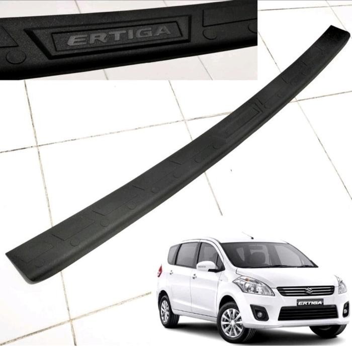 Sillplate bumper belakang Ertiga lama 2013 - 2017.