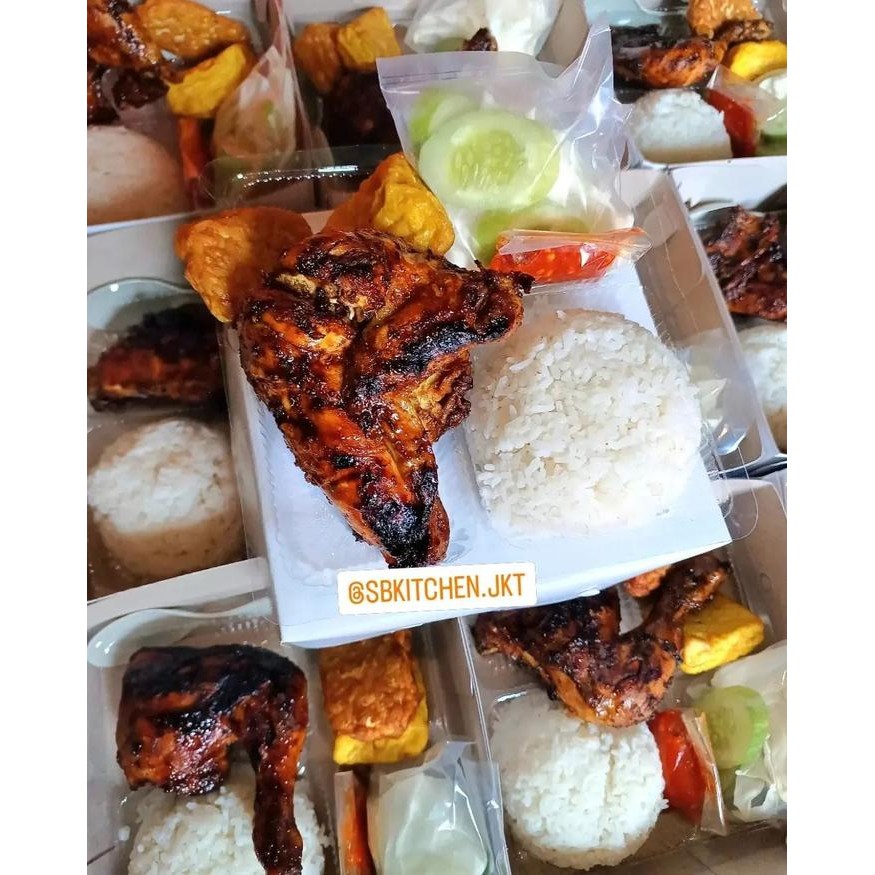 

PastikanDikirimLgsg- NASI KOTAK MURAH PAKET AYAM BAKAR ENAK DAN HALAL