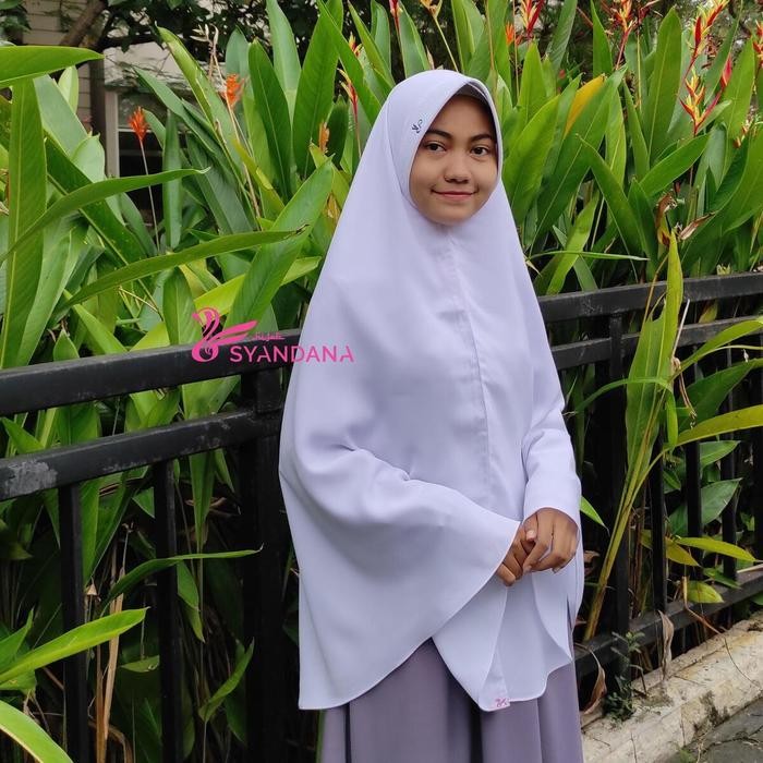 Imanzia- Jilbab Bergo Instan Gosya Putih Syari Wanita Dewasa