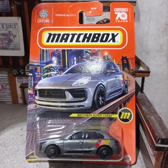 matchbox porsche macan super chase