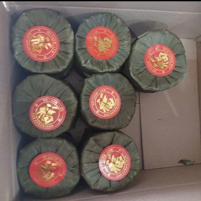 

Kue Keranjang Daun Ny Lauw 1/2 KG / Dodol China Daun 1/2 KG Ny Lauw
