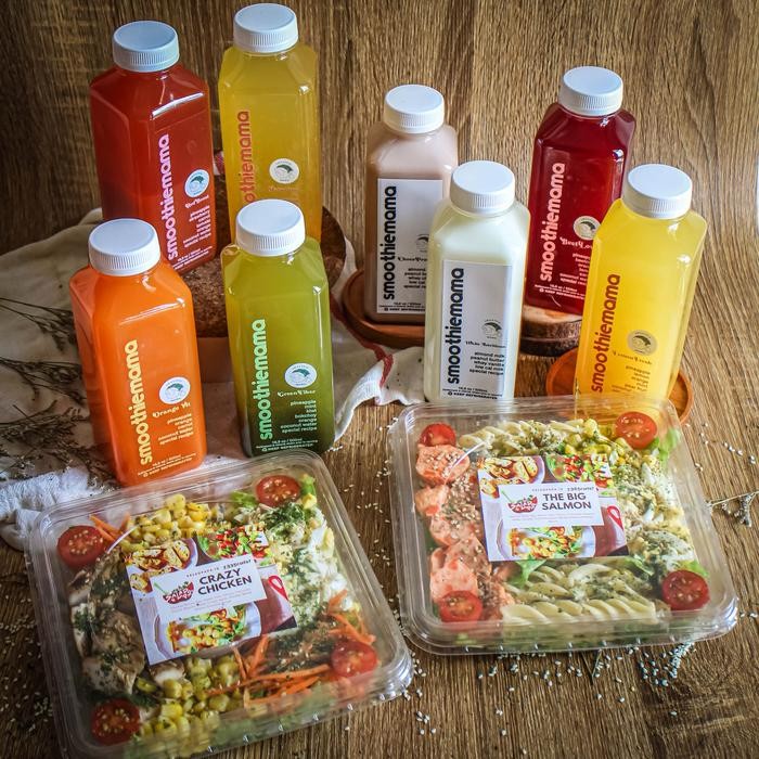 

BnyKpilihAnSkrG- Paket Detox Juice Cold Pressed dan Salad Super Double Intense Smoothie