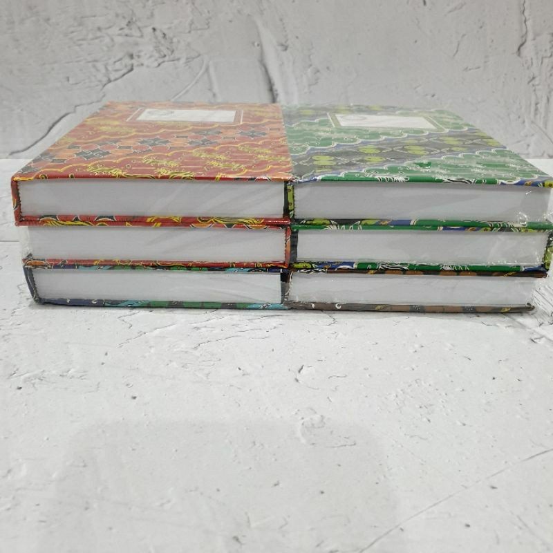 

( 6 Pcs ) Hardcover Oktavo Kuramas 200