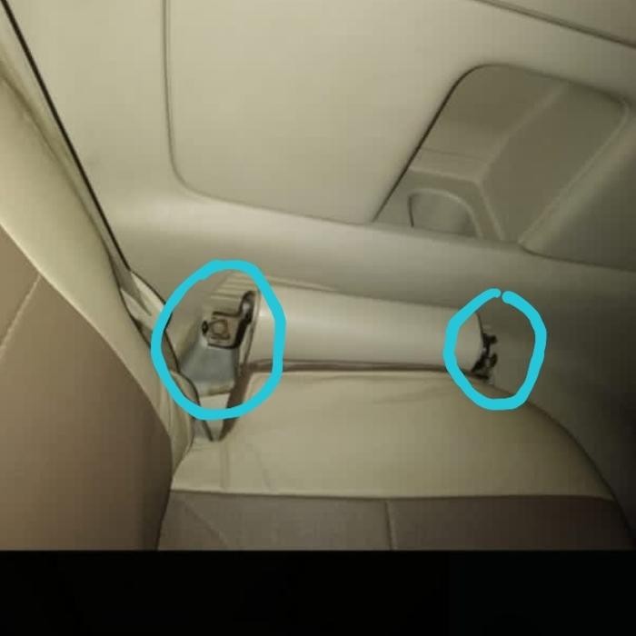 Masih Ada. Cover Rel Jok Belakang Innova Tahun 2013 Keatas 1Set 4Pcs Ori #Moonaut