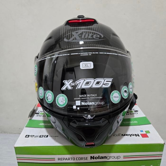 Dijual Helm Modular Xlite X1005 Ultra Carbon Bekas