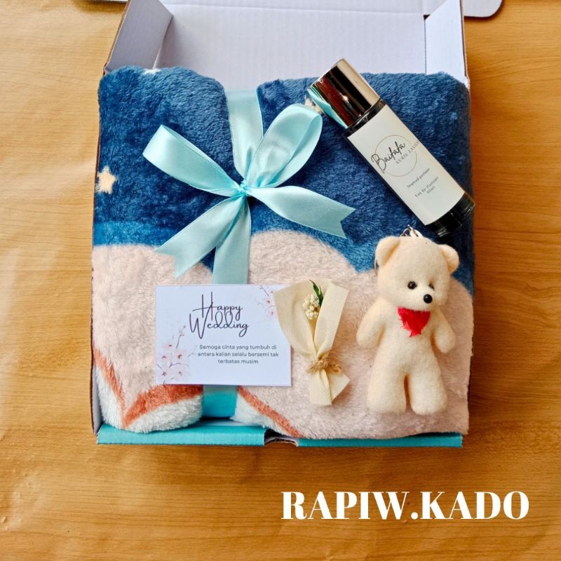 Bombardilomedis [ ] Hampers Pernikahan Selimut Hadiah Pernikahan Selimut Bulu Jumbo Hadiah Ulang