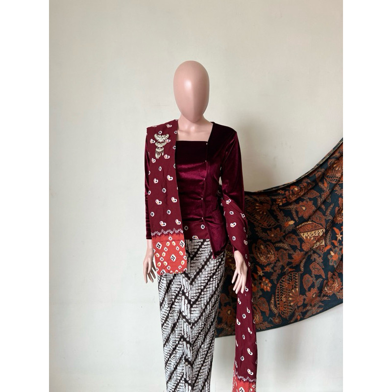 Berkualitas Kebaya Bludru Kutubaru//Kebaya Bludru Hitam//Kebaya Bludru Modern/Bludru/Bludru