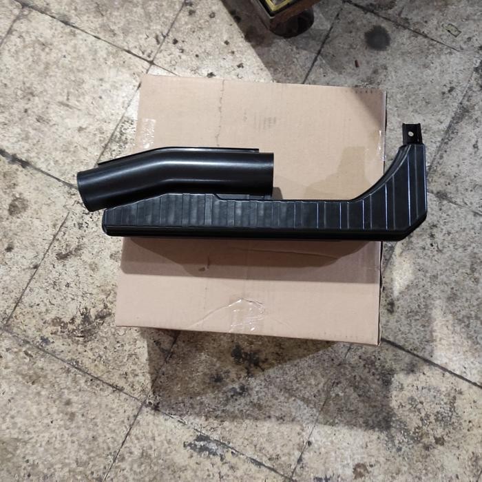 Pipa Air Cleaner Ertiga Splash Kode 094