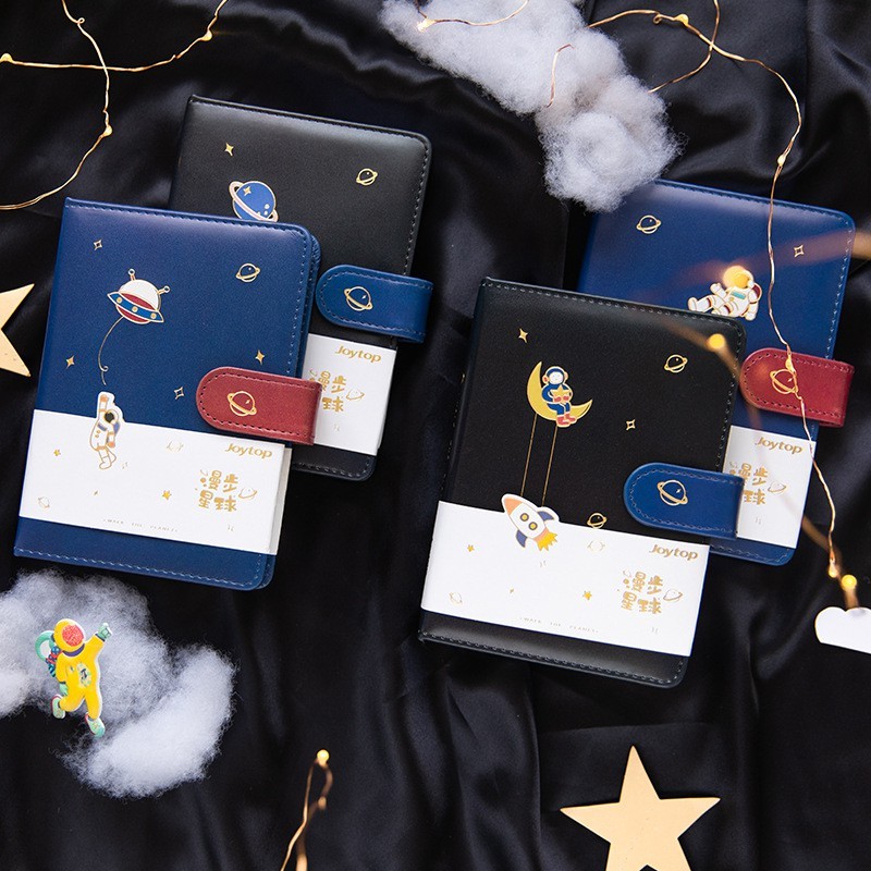 

JOYTOP WALK THE PLANET MAGNETIC BUCKLE BOOK GIFT BOX SET