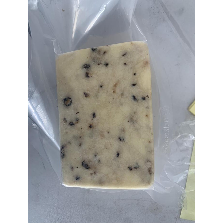 

BARANG TERLARIS Haloumi Black Pepper