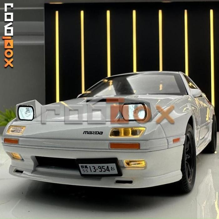 Diecast alloy Collection Mazda RX7 RX-7 Scala 1:24 Sound Light Pullback (R101)