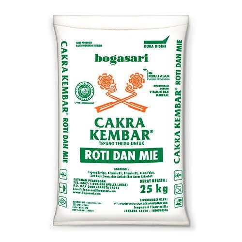 

Barang Terlaris Tepung Terigu Cakra Kembar 25Kg Karung 25 Kg Bogasari Ready Packing Aman