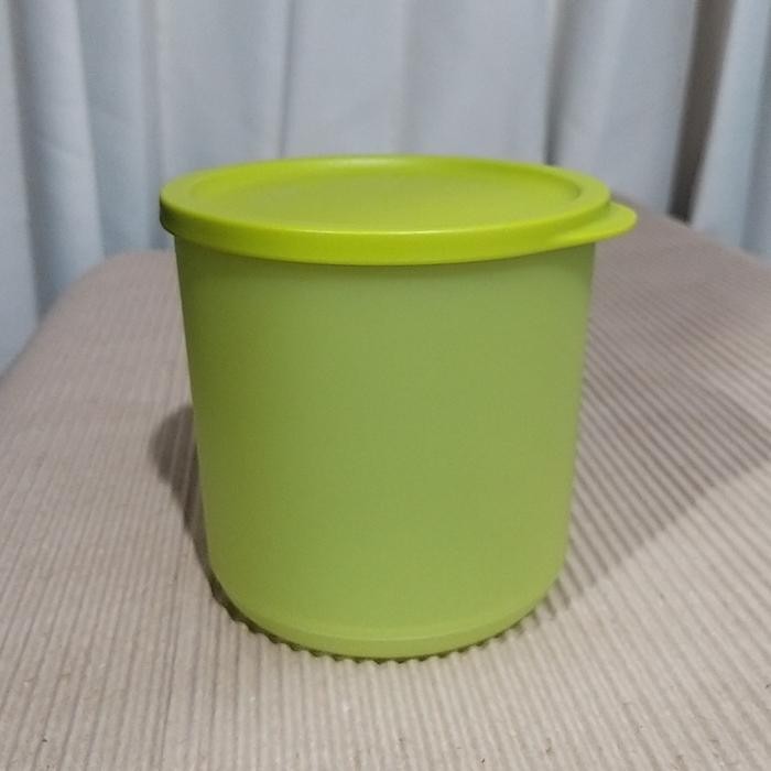 large tropical round Tupperware 1L toples tupperware 1 Liter