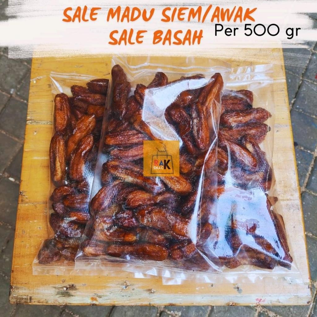 

BELI 1 GRATIS 1 *PISANG SALE BASAH MADU* TOTAL 1 KG
