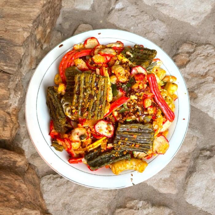 

JTTOP" KERUPUK SEBLAK MIX RASA PEDAS FOOD SNACK