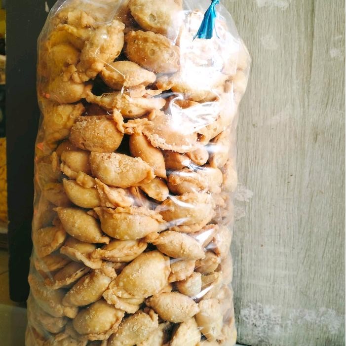 

JTTOP" PASTEL ABON ANEKA CAMILAN SNACK FOOD 1 KG CEMILAN