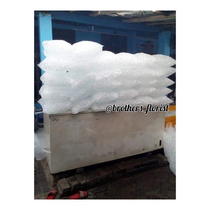 Promo Terbaru Es Batu Kristal Tube, Ice Cube 20Kg/Kantong Ha3