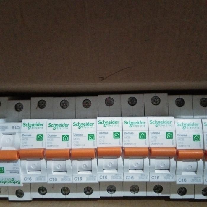 Ready JT mcb schneider domae 1phase 16amper asli