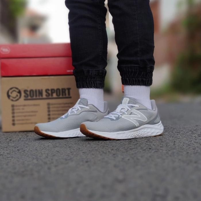 N b FRESHFOAM ARISHI V.4 original BNIB running men (MARISRG4)