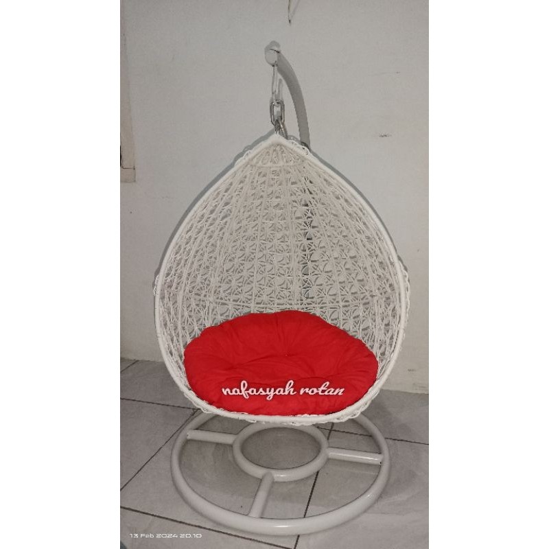 ayunan kucing rotan sintetis bentuk pir / kandang kucing / rumah kucing /rumah anjing