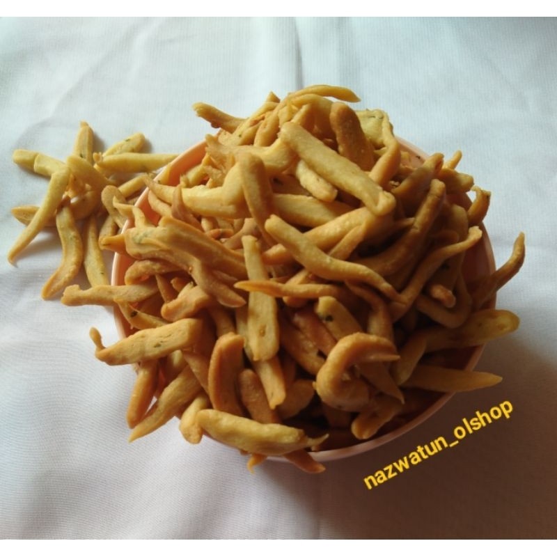 

Mamam_Asoy Kue Bawang Gunting Khas Padang 200 Gr