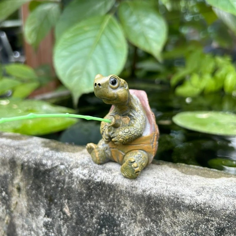 Fish Tank Decoration Resin Fisherman Figure Cute Fishing Animal Statue Micro-Landscape Aqaurium