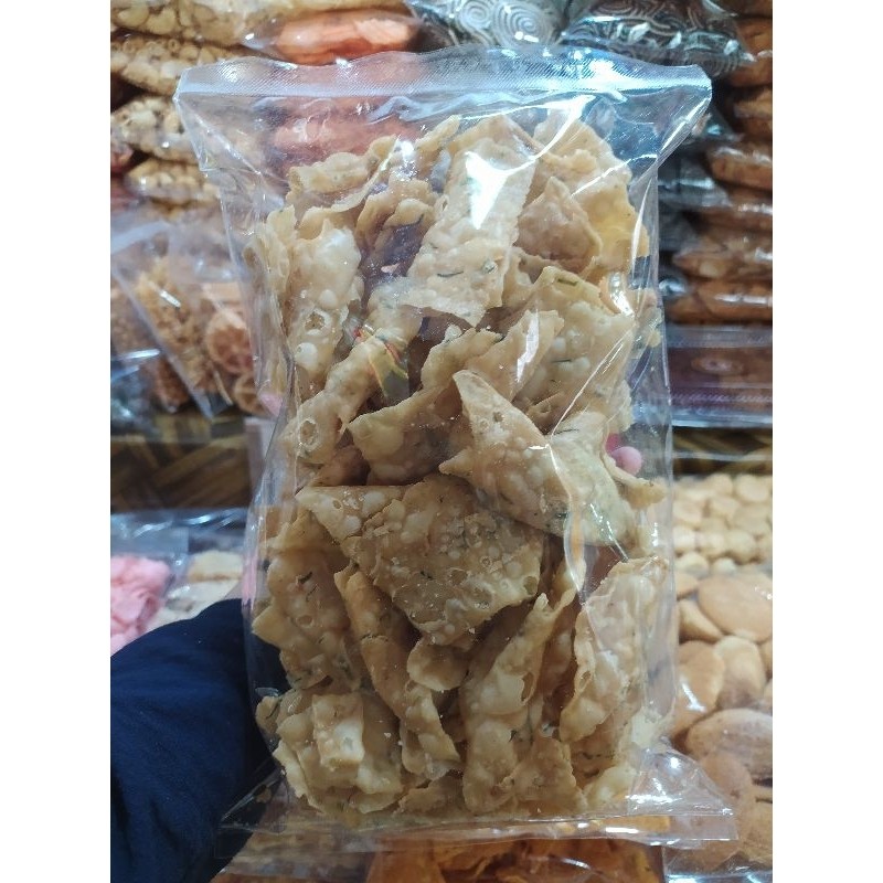 

Andrianbijaksana Keripik Bawang Gurih Spesial Homemade