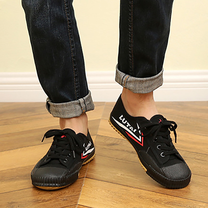 USHINE EU26-46 Canvas KungFu Shoes Martial Arts TaiChi Taekwondo WuShu Karate Sports Shoes Sneakers 