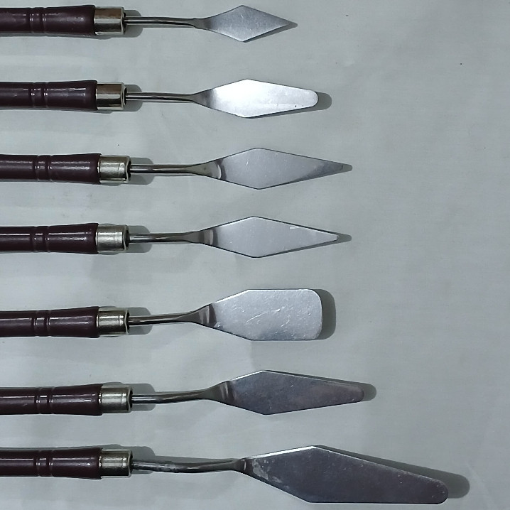 

Satu Set Palette Knives/Spatula Lukis/Alat Menghias Kue ISI 5 Pcs