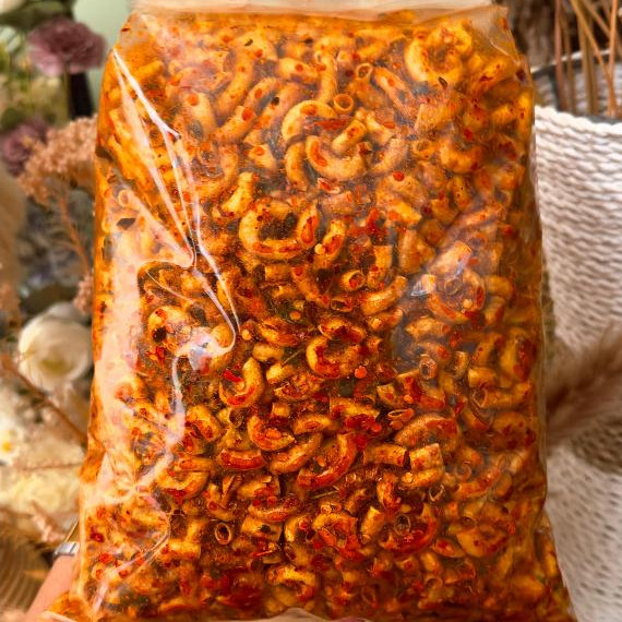 

MAKARONI BUMBU CIKRUH PEDAS MELIMPAH 1KG
