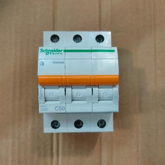 Mcb 50A 3Phase Domae Schneider