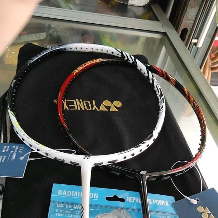 PREMIUM RAKET BADMINTON ASTROX 99 PRO 30 LBS