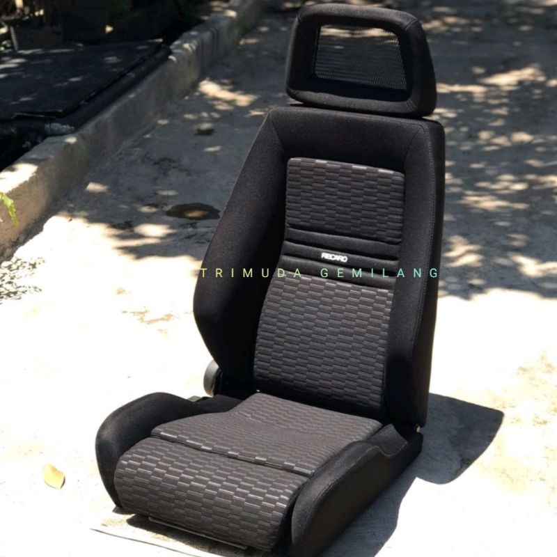 Gratong Bahan Kain Jok Recaro Hitam Bergaris Cocok Untuk Brio, Jazz, Mercy, Bmw E30 Atau Mobil